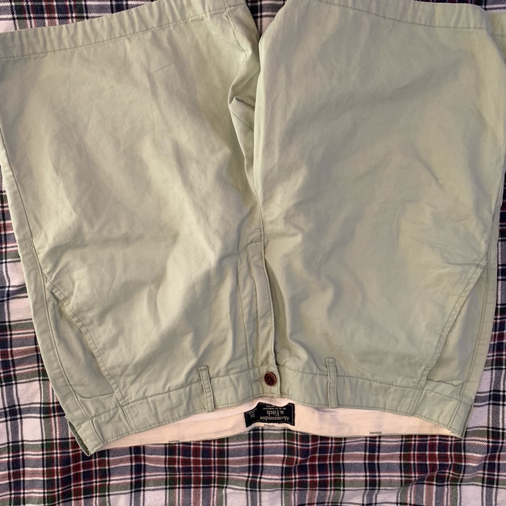 Shorts - Picture 4 of 4